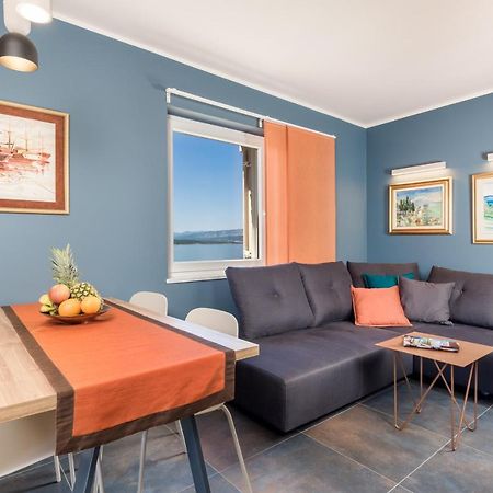 Apartmani Heni Vrbnik Extérieur photo