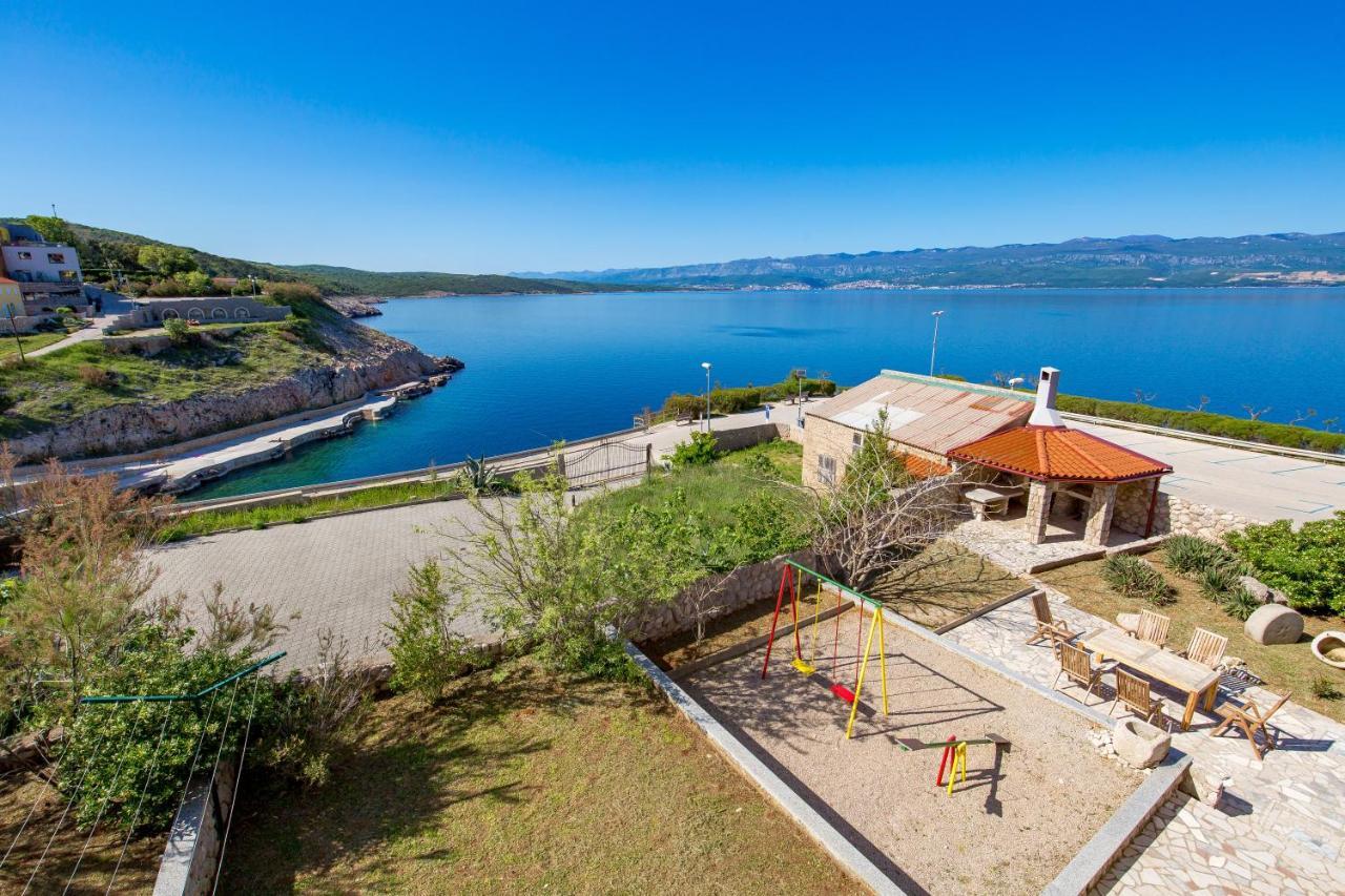 Apartmani Heni Vrbnik Extérieur photo