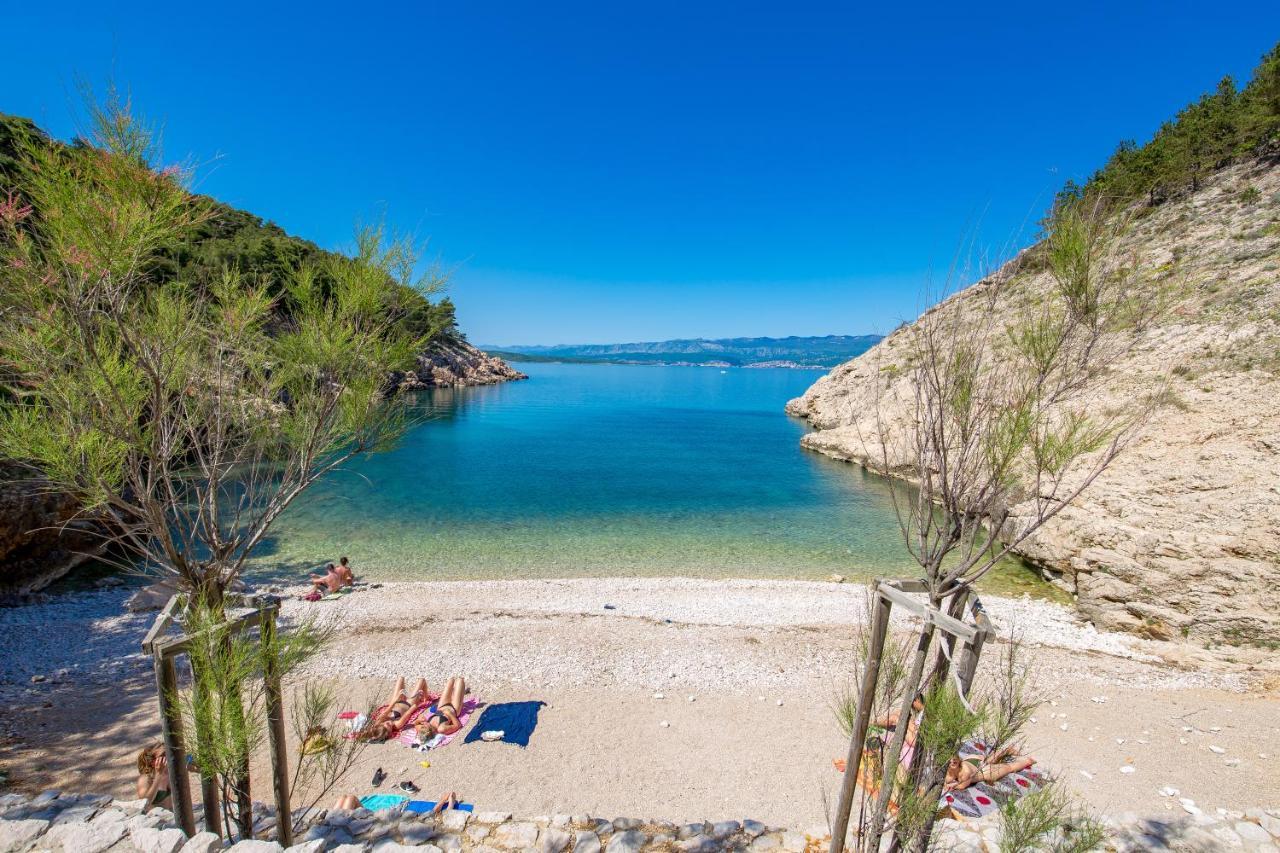 Apartmani Heni Vrbnik Extérieur photo